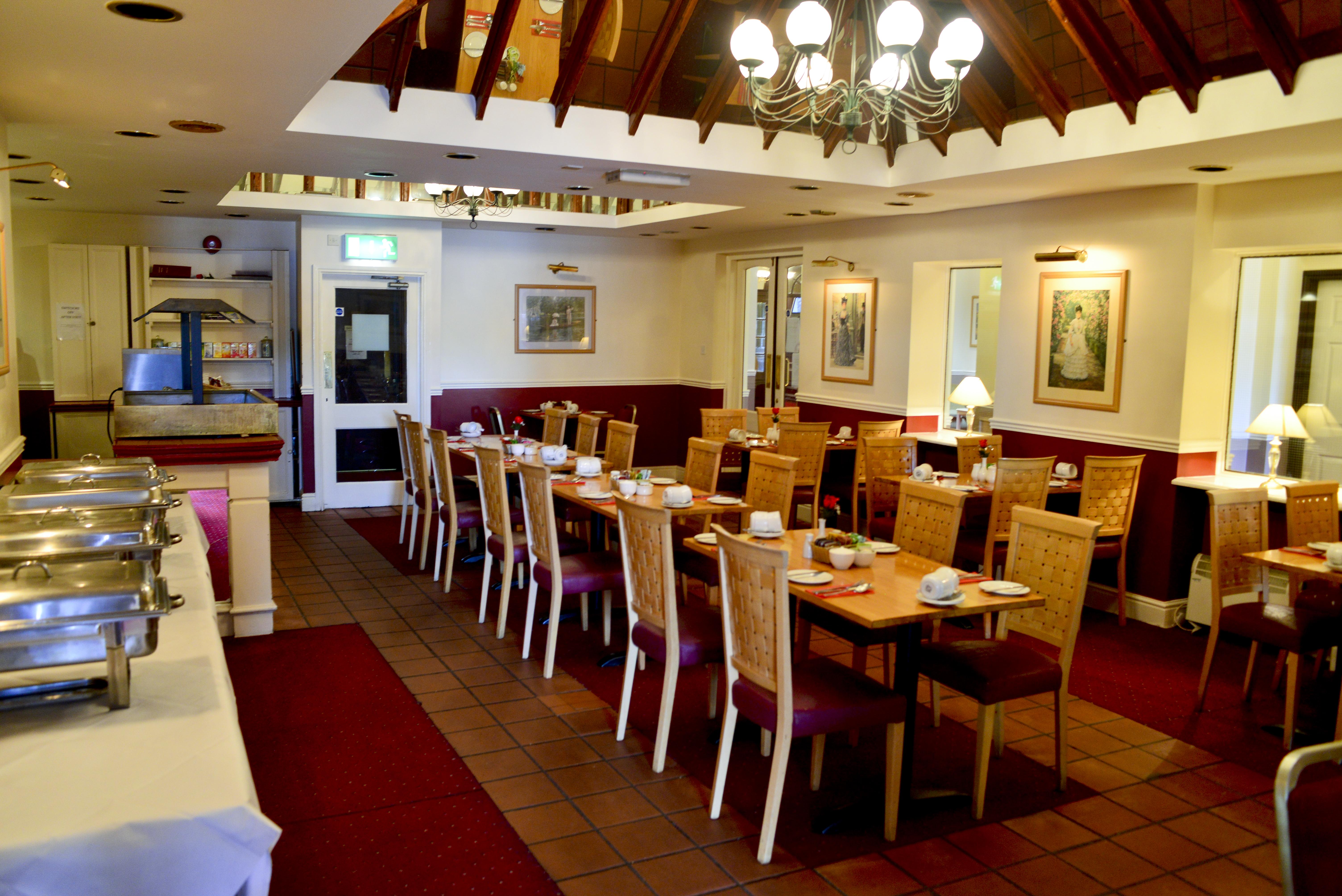 The County Hotel 3*